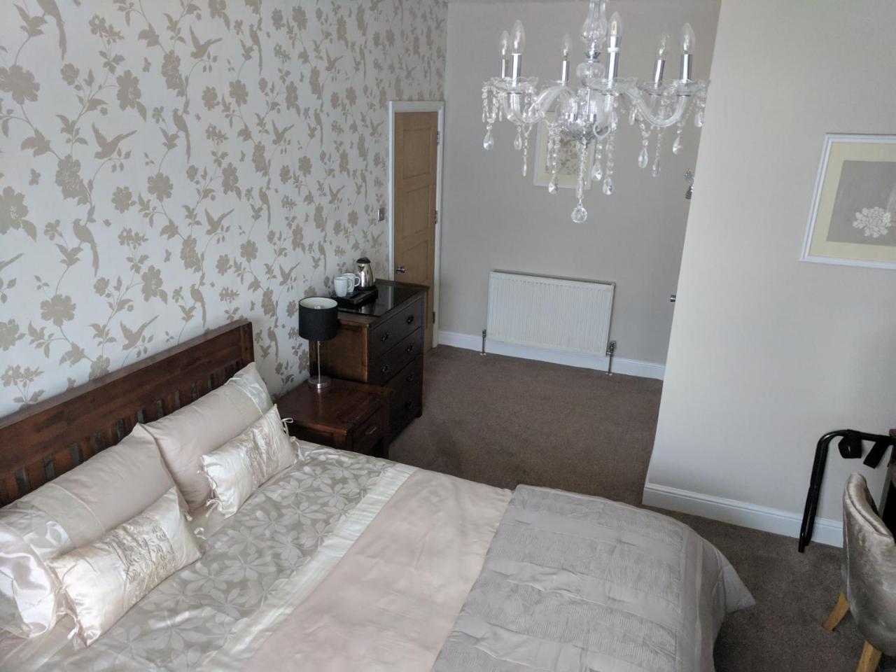 Lion House Bed & Breakfast With Restaurant Combe Martin Luaran gambar